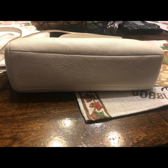 COACH Winter White Super Soft Leather Purse!!!! - Picture 3 of 6